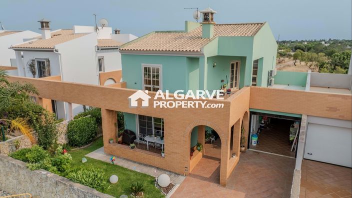 Image No.44-4 Bed Townhouse for sale