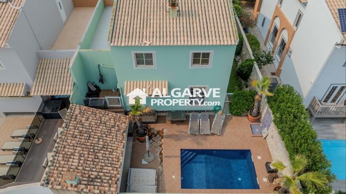 Image No.46-4 Bed Townhouse for sale