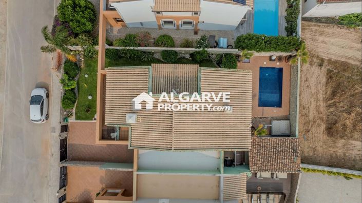 Image No.47-4 Bed Townhouse for sale