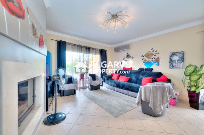 Image No.6-4 Bed Townhouse for sale