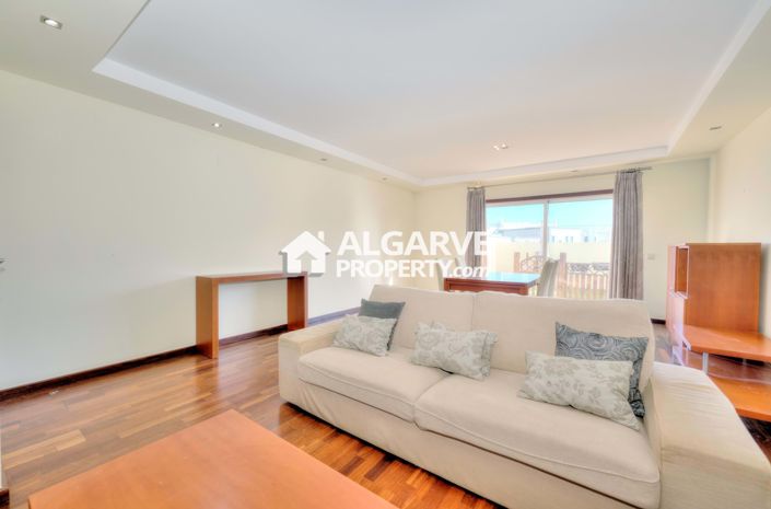 Image No.5-4 Bed Townhouse for sale