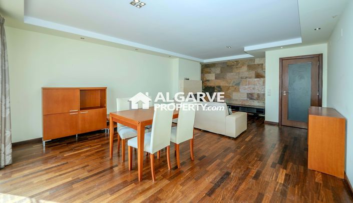 Image No.6-4 Bed Townhouse for sale