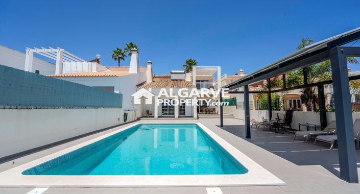 Image No.34-4 Bed Semi-Detached for sale