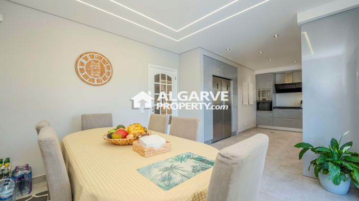 Image No.15-3 Bed Villa for sale