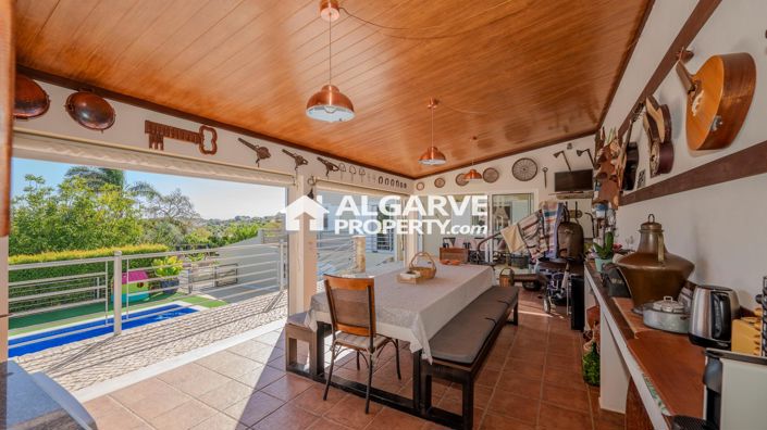 Image No.19-3 Bed Villa for sale