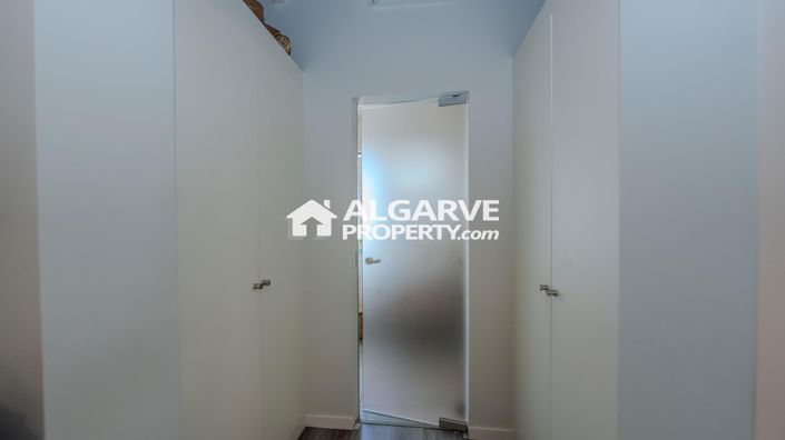 Image No.45-3 Bed Villa for sale