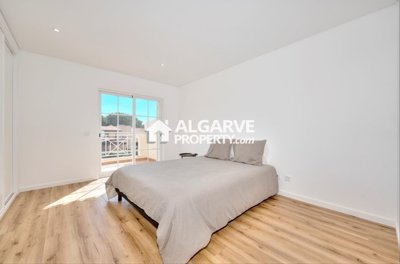 3-12213-78d1f4f8b6655591b02d22fabb36a692d73cc