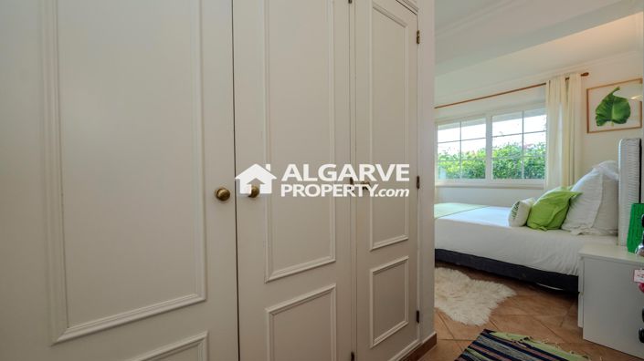 Image No.13-4 Bed Villa for sale