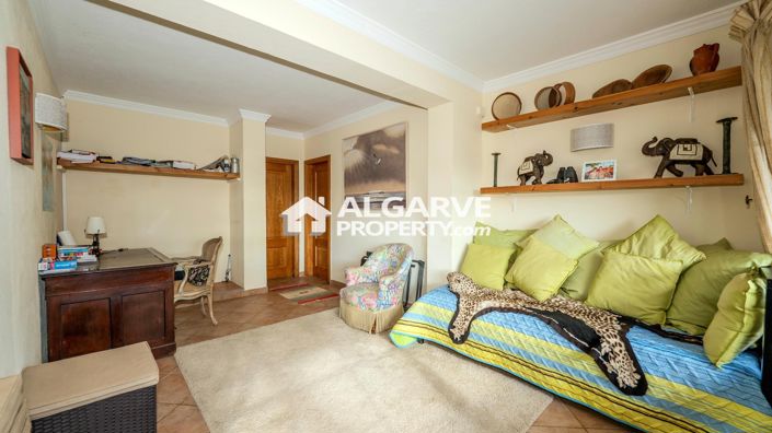 Image No.14-4 Bed Villa for sale