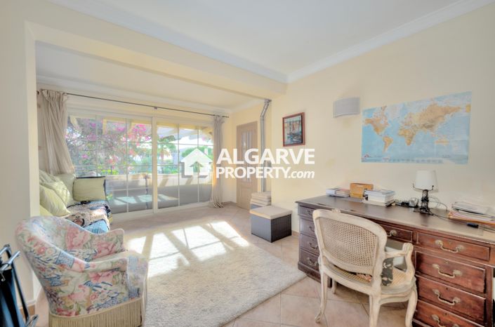 Image No.37-4 Bed Villa for sale