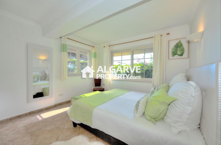 Image No.38-4 Bed Villa for sale