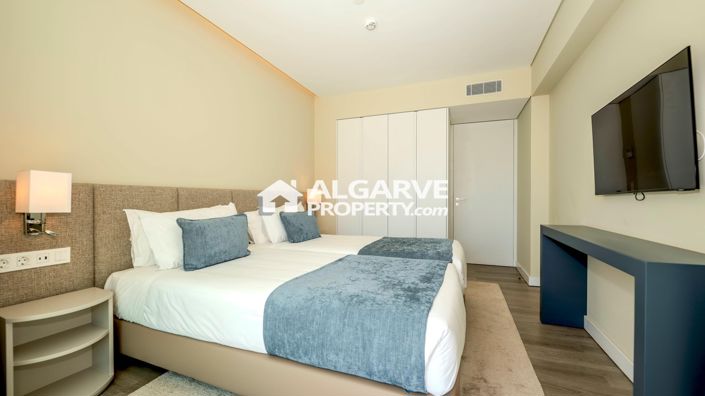 Image No.8-2 Bed Apartment for sale