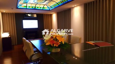 3-12293-78d1f4f8b6655591b02d22fabb36a692d73cc