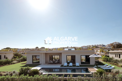 Villa de 4 chambres à vendre à Faro City