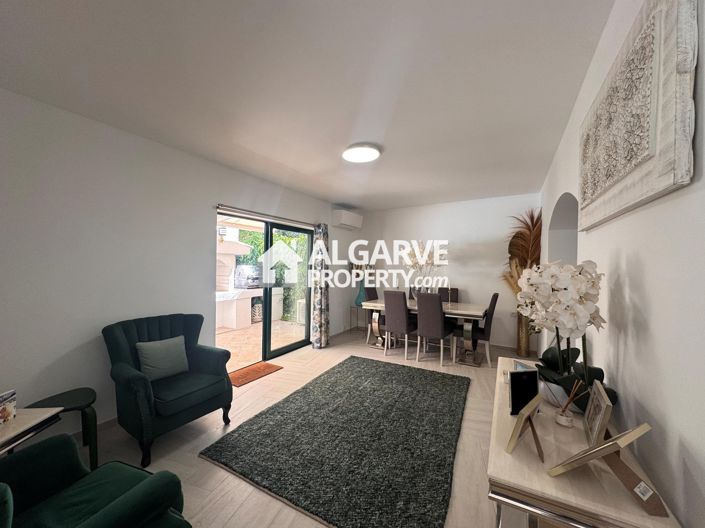 Image No.16-3 Bed Townhouse for sale