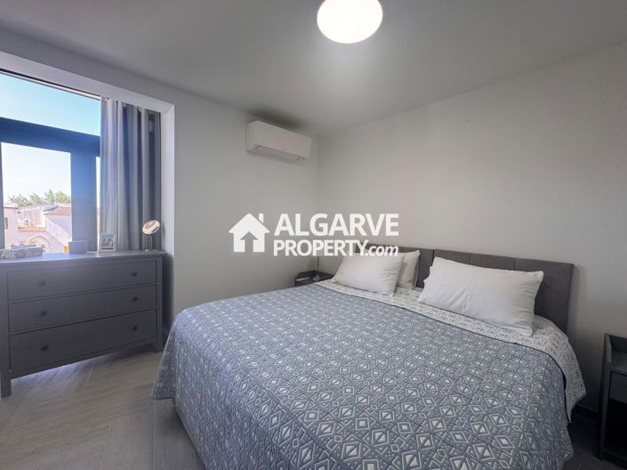 Image No.22-3 Bed Townhouse for sale