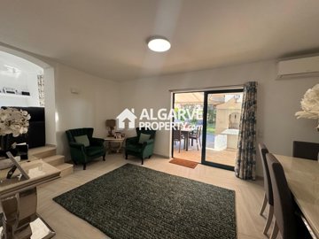 3-12182-78d1f4f8b6655591b02d22fabb36a692d73cc