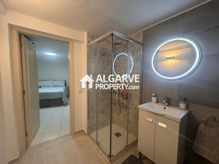 Image No.31-3 Bed Townhouse for sale