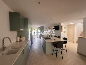 3-12182-78d1f4f8b6655591b02d22fabb36a692d73cc