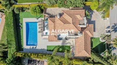 4 Bed Villa for sale