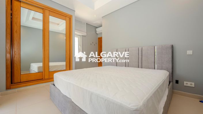 Image No.13-4 Bed Villa for sale