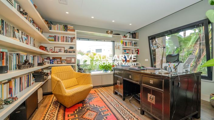 Image No.24-4 Bed Villa for sale