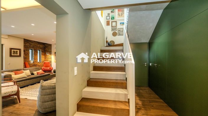 Image No.31-4 Bed Villa for sale