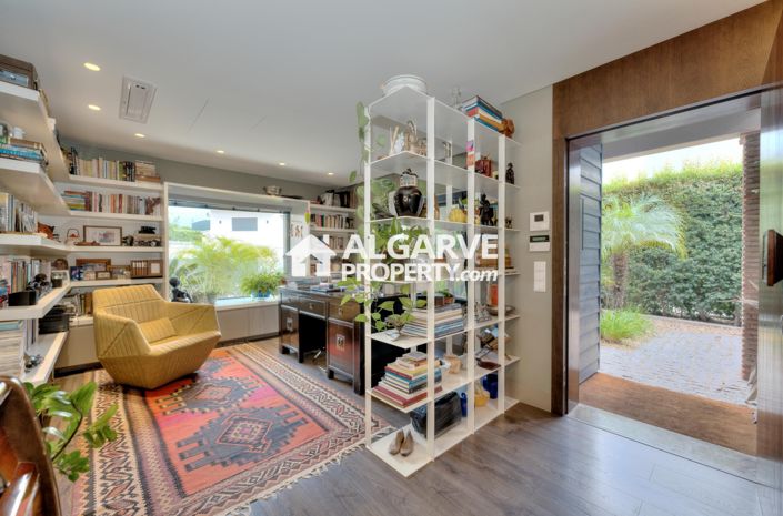 Image No.50-4 Bed Villa for sale