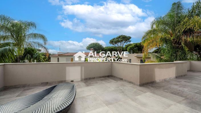 Image No.52-4 Bed Villa for sale