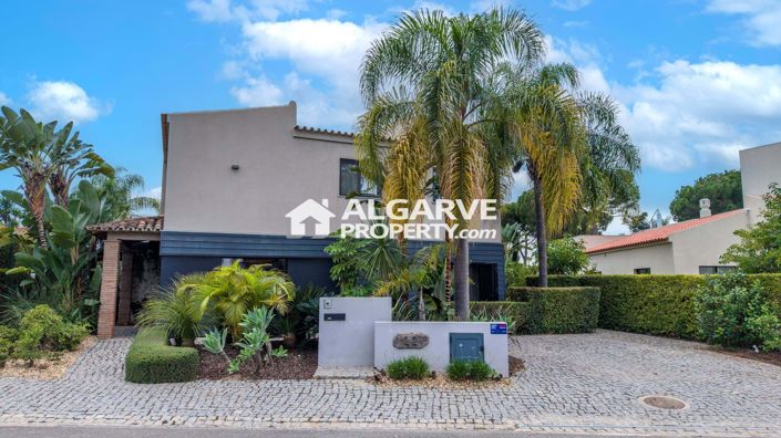 Image No.57-4 Bed Villa for sale