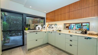 3-12291-78d1f4f8b6655591b02d22fabb36a692d73cc