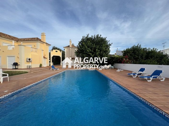 Image No.17-3 Bed Villa for sale