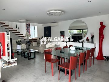 3-12300-78d1f4f8b6655591b02d22fabb36a692d73cc