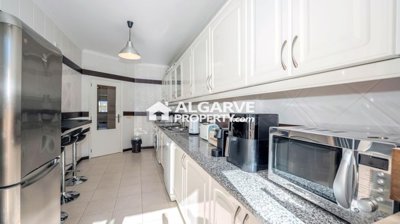 3-12222-78d1f4f8b6655591b02d22fabb36a692d73cc