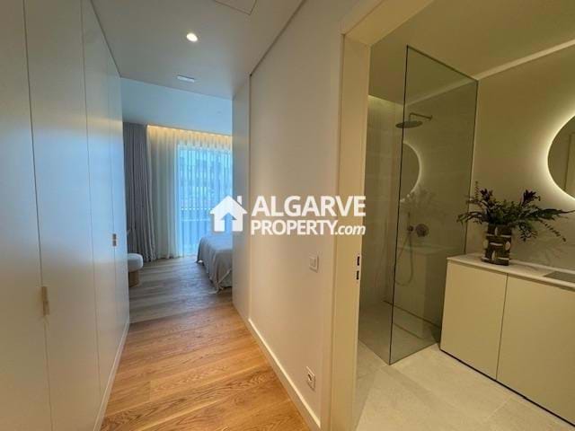 Image No.19-2 Bed Apartment for sale