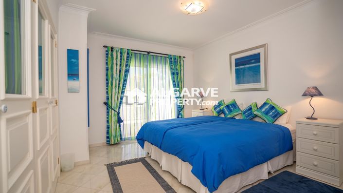 Image No.24-6 Bed Villa for sale