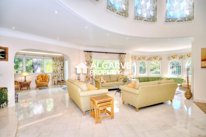 Image No.8-6 Bed Villa for sale