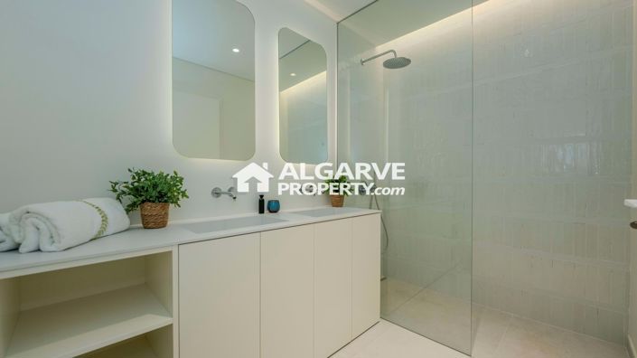 Image No.17-2 Bed Apartment for sale