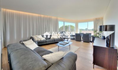 3-12270-78d1f4f8b6655591b02d22fabb36a692d73cc