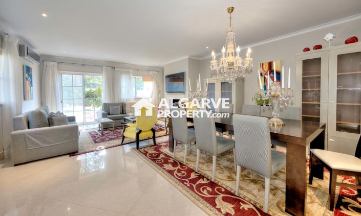 Image No.2-4 Bed Villa for sale