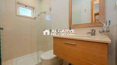 3-12302-78d1f4f8b6655591b02d22fabb36a692d73cc