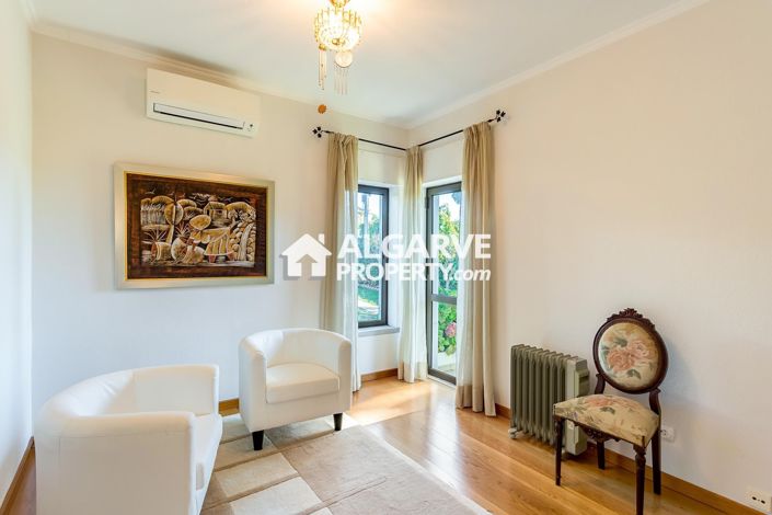 Image No.12-Villa de 4 chambres à vendre à Vilamoura