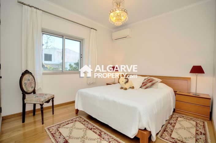 Image No.16-4 Bed Villa for sale