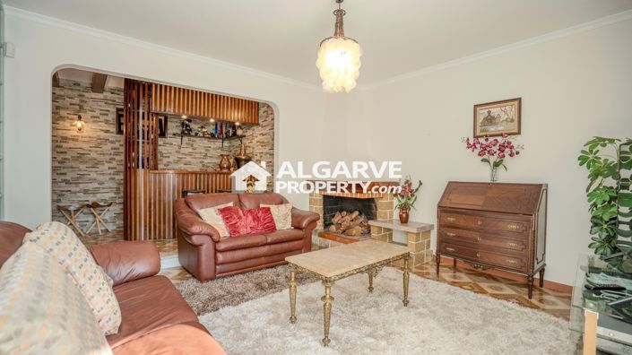 Image No.29-4 Bed Villa for sale