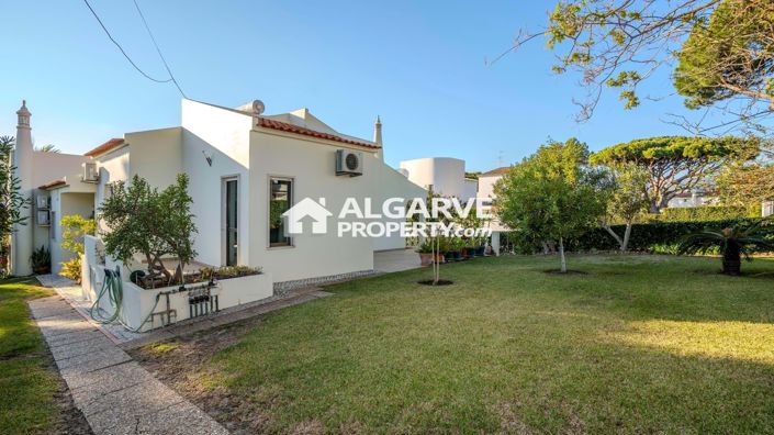 Image No.40-4 Bed Villa for sale