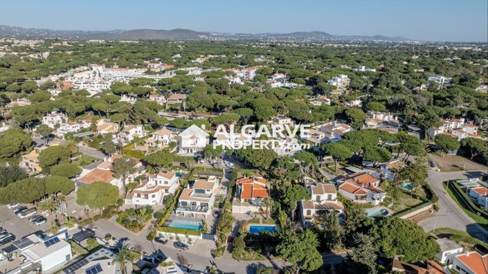 Image No.44-4 Bed Villa for sale