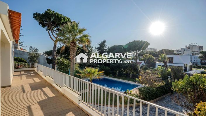 Image No.8-4 Bed Villa for sale