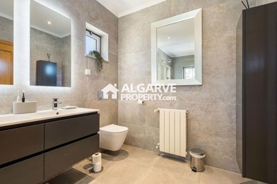 3-11998-78d1f4f8b6655591b02d22fabb36a692d73cc