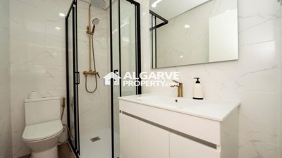 3-12170-78d1f4f8b6655591b02d22fabb36a692d73cc