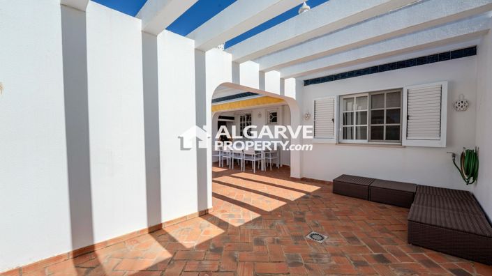 Image No.34-3 Bed Townhouse for sale